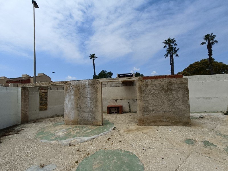 Semi-detached house on Calle Einstein – Torrevieja – Alicante — image 14